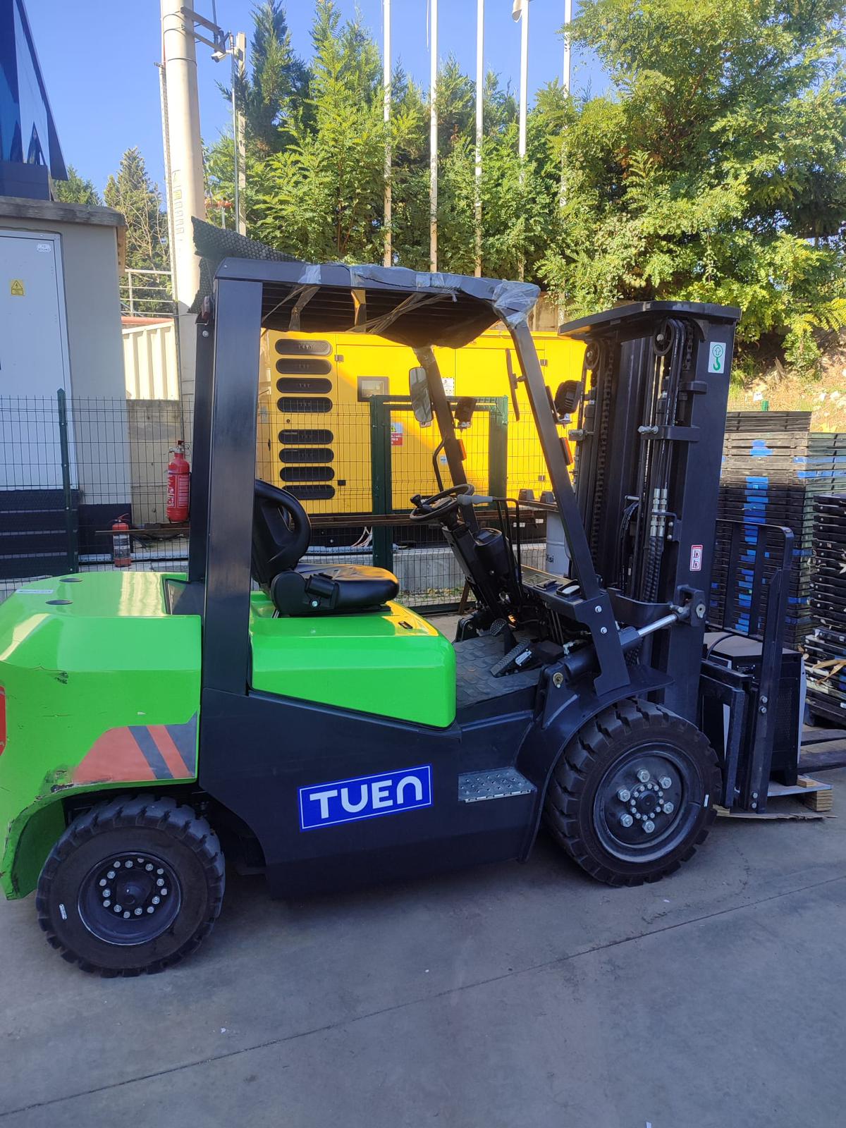 TUEN MARKA 3.5 TON LİTYUM BATARYA 400 AH  8 SAAT SÜREKLİ ÇALIŞMA